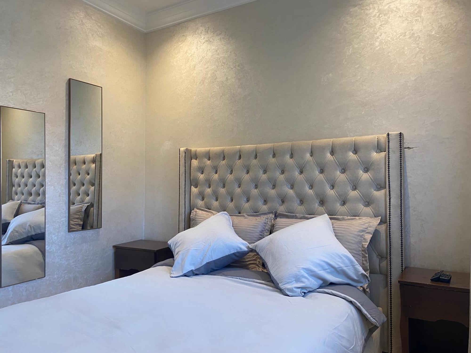 Elegant 2 Apartment
